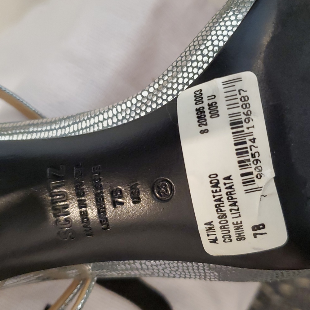 SCHUTZ women’s Metallic Silver Strappy shoe Size 7 With A 4" Heel new in box - Picture 5 of 8